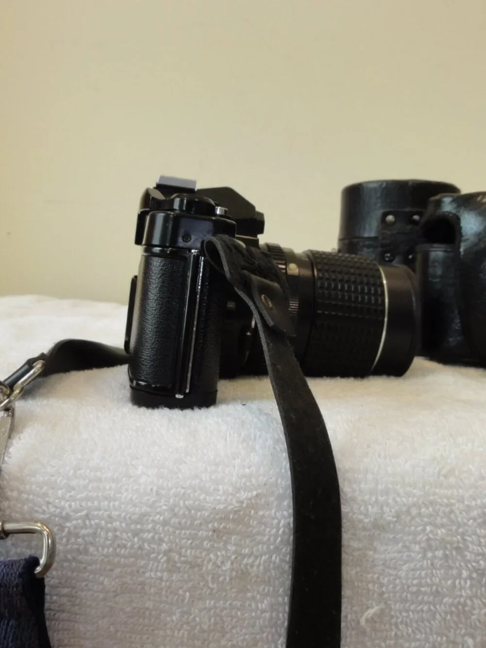 Chinon CM-4 Camera w/Pentax 135mm Lens TESTED!